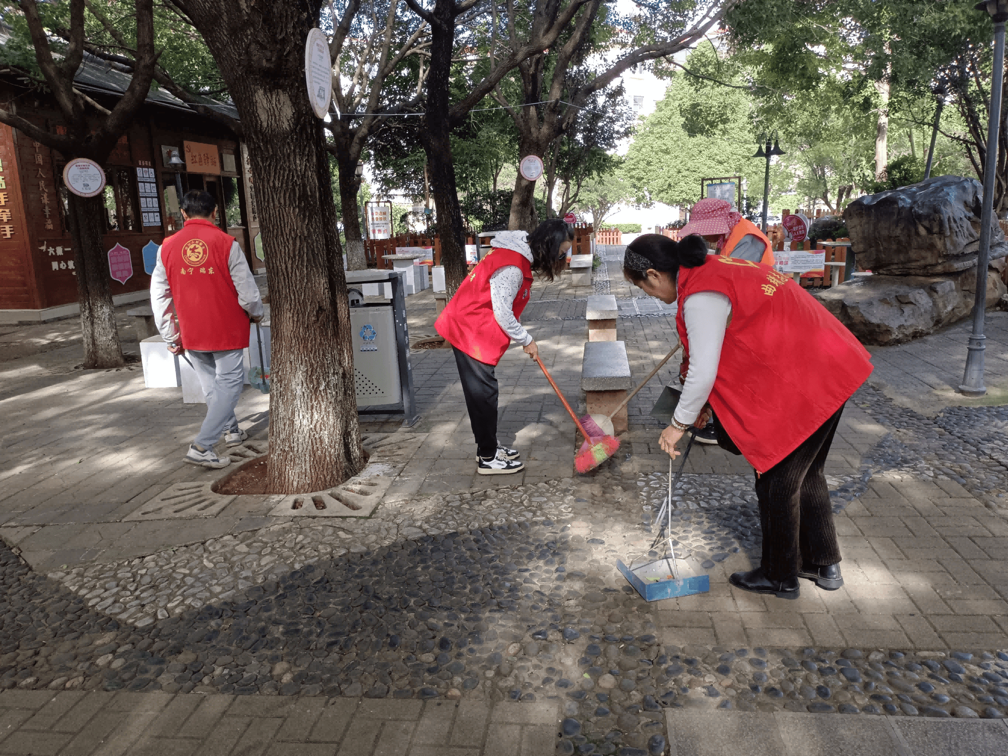 联盟组织公益活动，助力社区建设公益事业